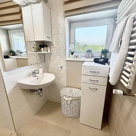 Apartment Local-lux Penthouse - Free Parking *