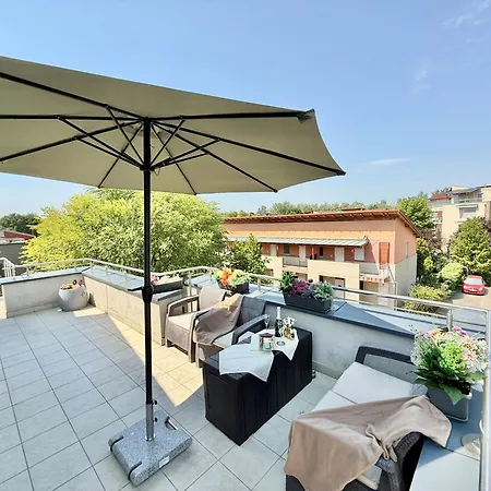 Local-lux Penthouse - Free Parking Apartment Kecskemét